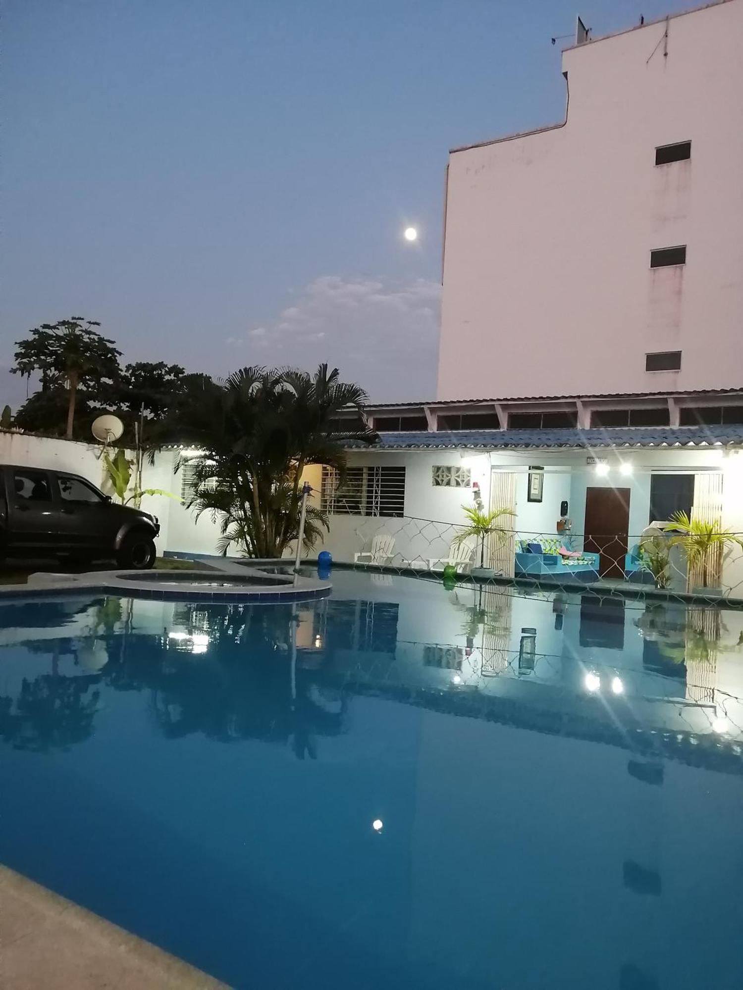 אטאקאמס Hostal Aruba מראה חיצוני תמונה