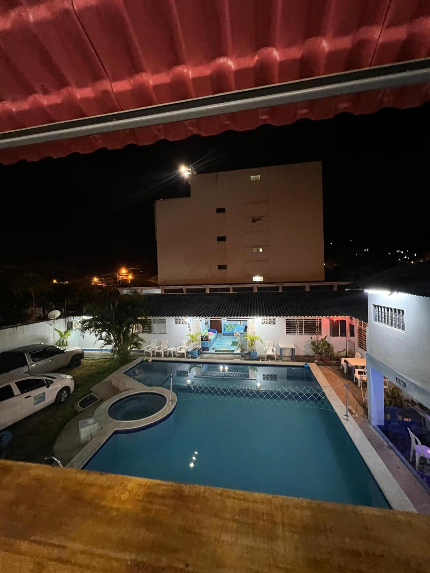 אטאקאמס Hostal Aruba מראה חיצוני תמונה