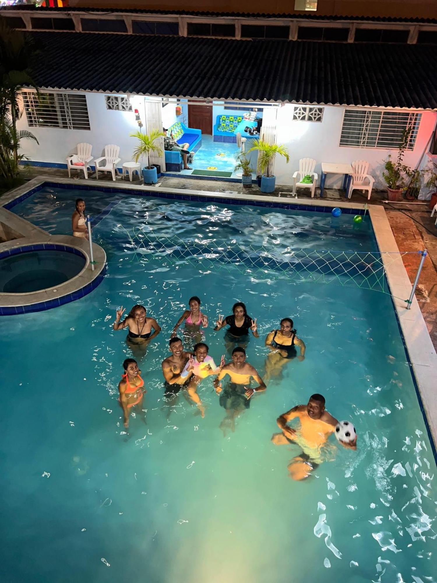 אטאקאמס Hostal Aruba מראה חיצוני תמונה